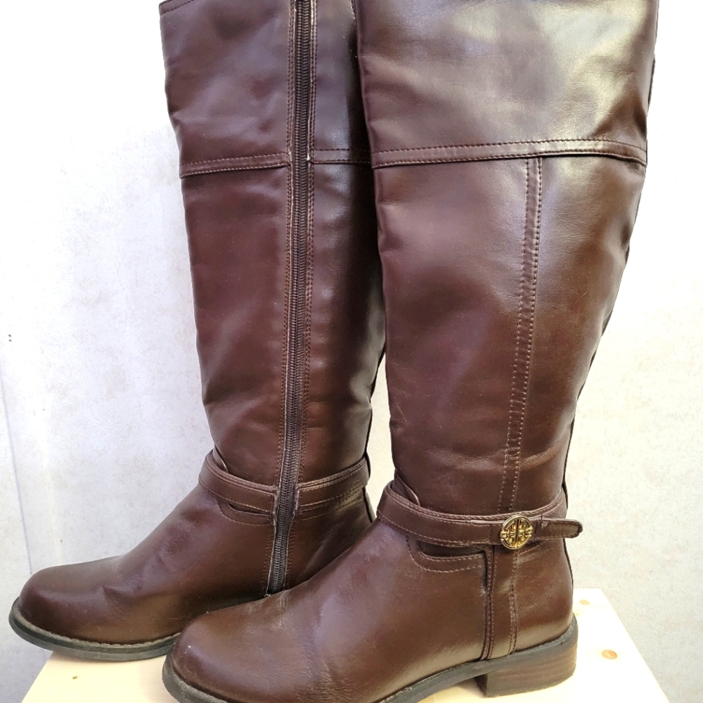 EXPRESSIONS Boots